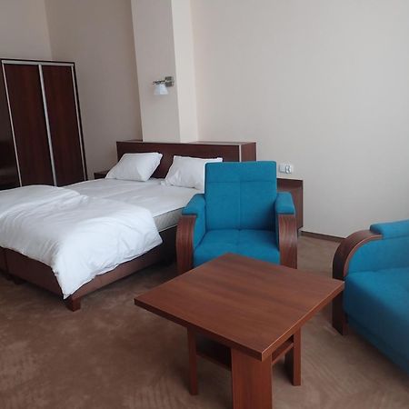 Gosciniec Pan Tadeusz II Hotel Gizycko Ngoại thất bức ảnh