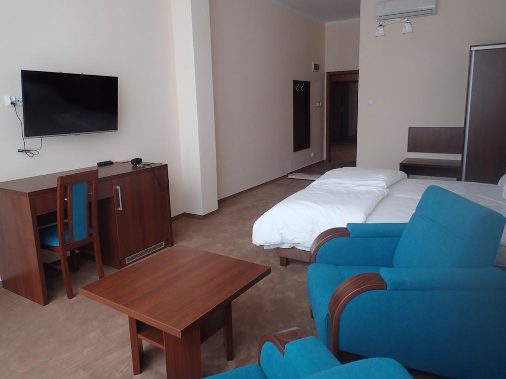Gosciniec Pan Tadeusz II Hotel Gizycko Ngoại thất bức ảnh
