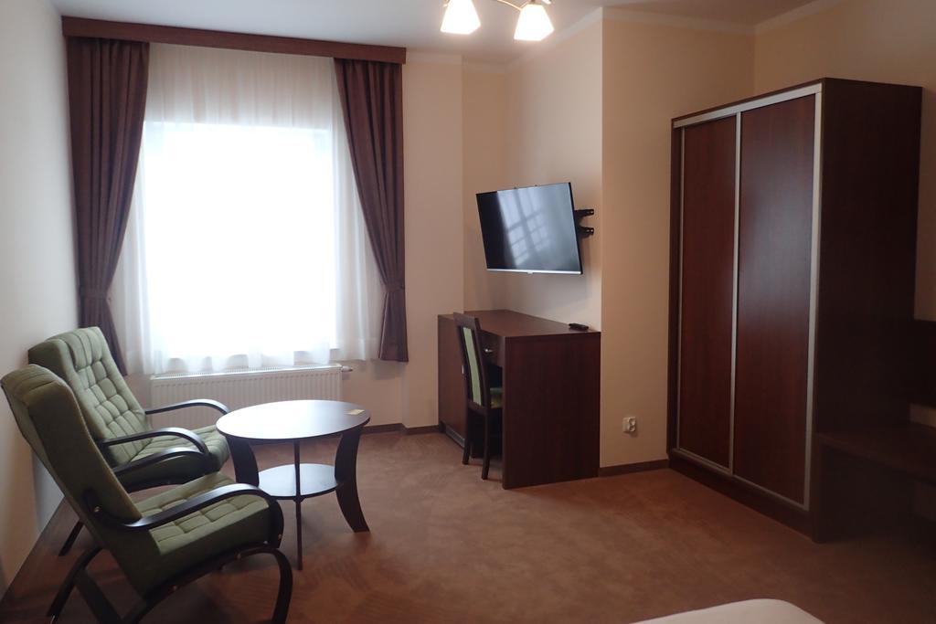 Gosciniec Pan Tadeusz II Hotel Gizycko Ngoại thất bức ảnh