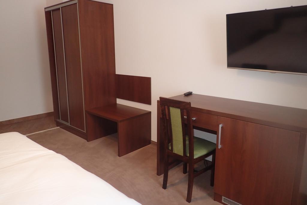 Gosciniec Pan Tadeusz II Hotel Gizycko Ngoại thất bức ảnh